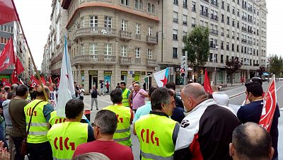 17-07-05 ProtestaAutobusesMetalPontevedra11.jpg